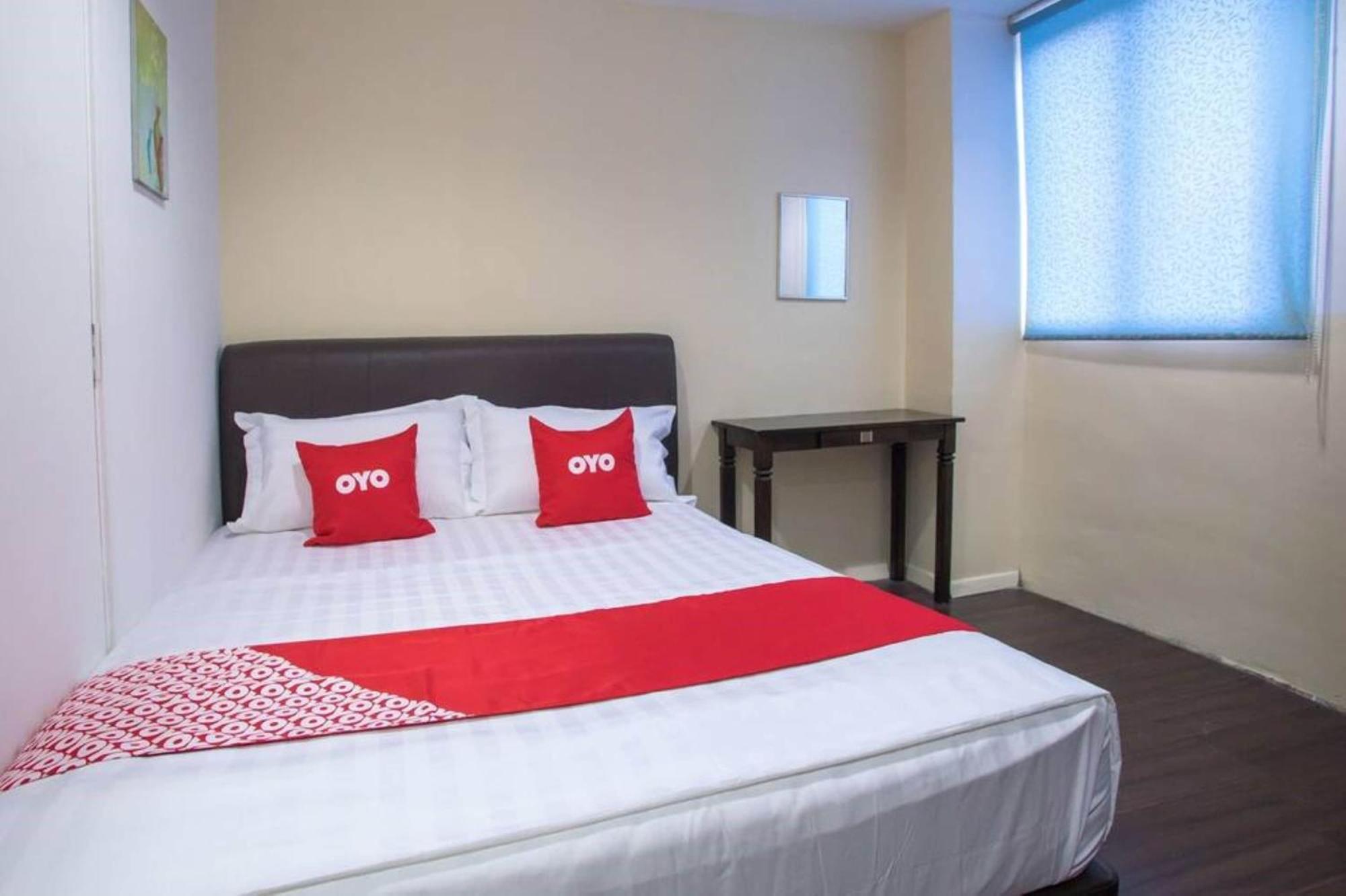Oyo 90281 Hotel Taj Seksyen 13 Σαχ Αλάμ Εξωτερικό φωτογραφία