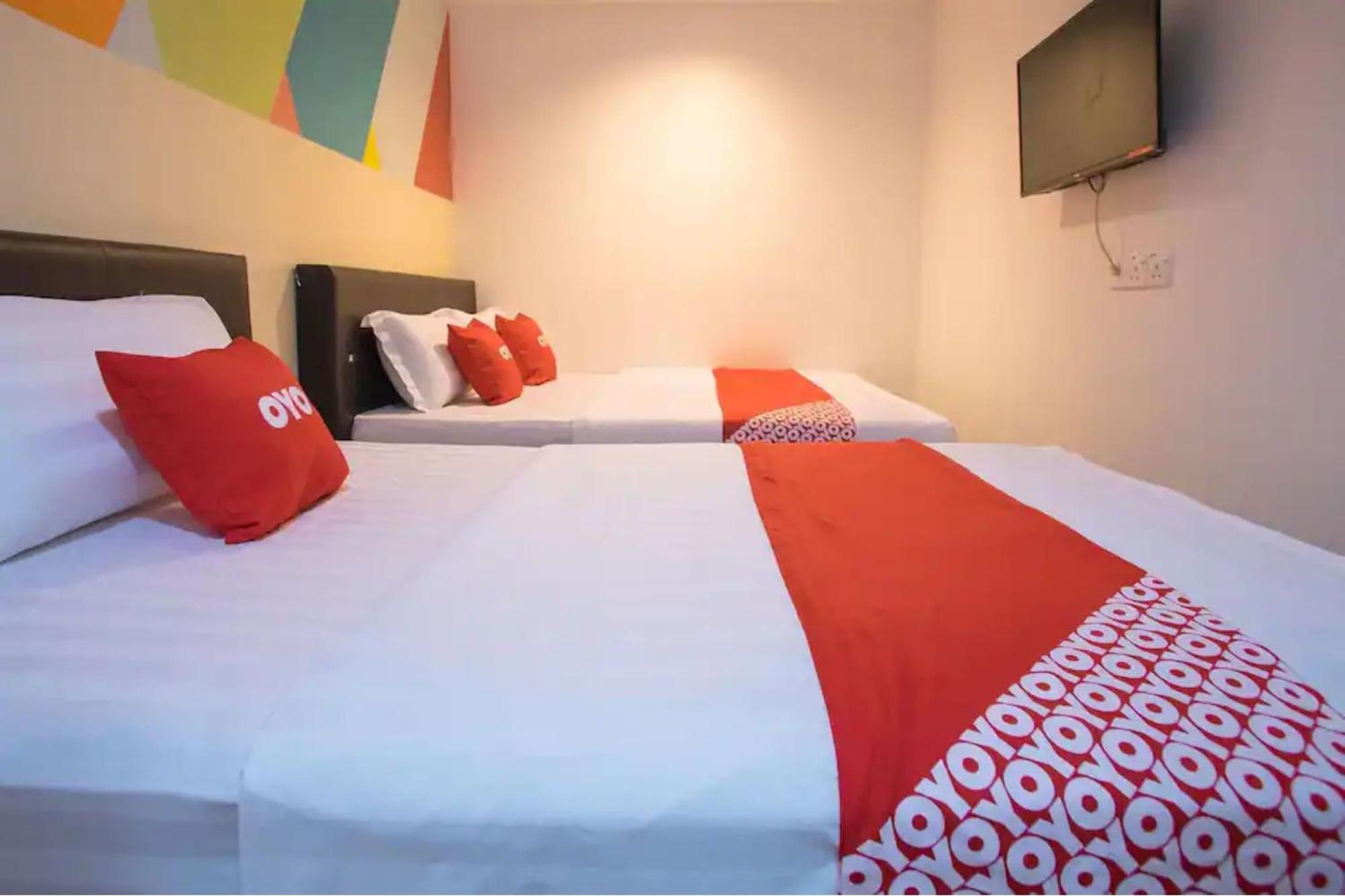 Oyo 90281 Hotel Taj Seksyen 13 Σαχ Αλάμ Εξωτερικό φωτογραφία