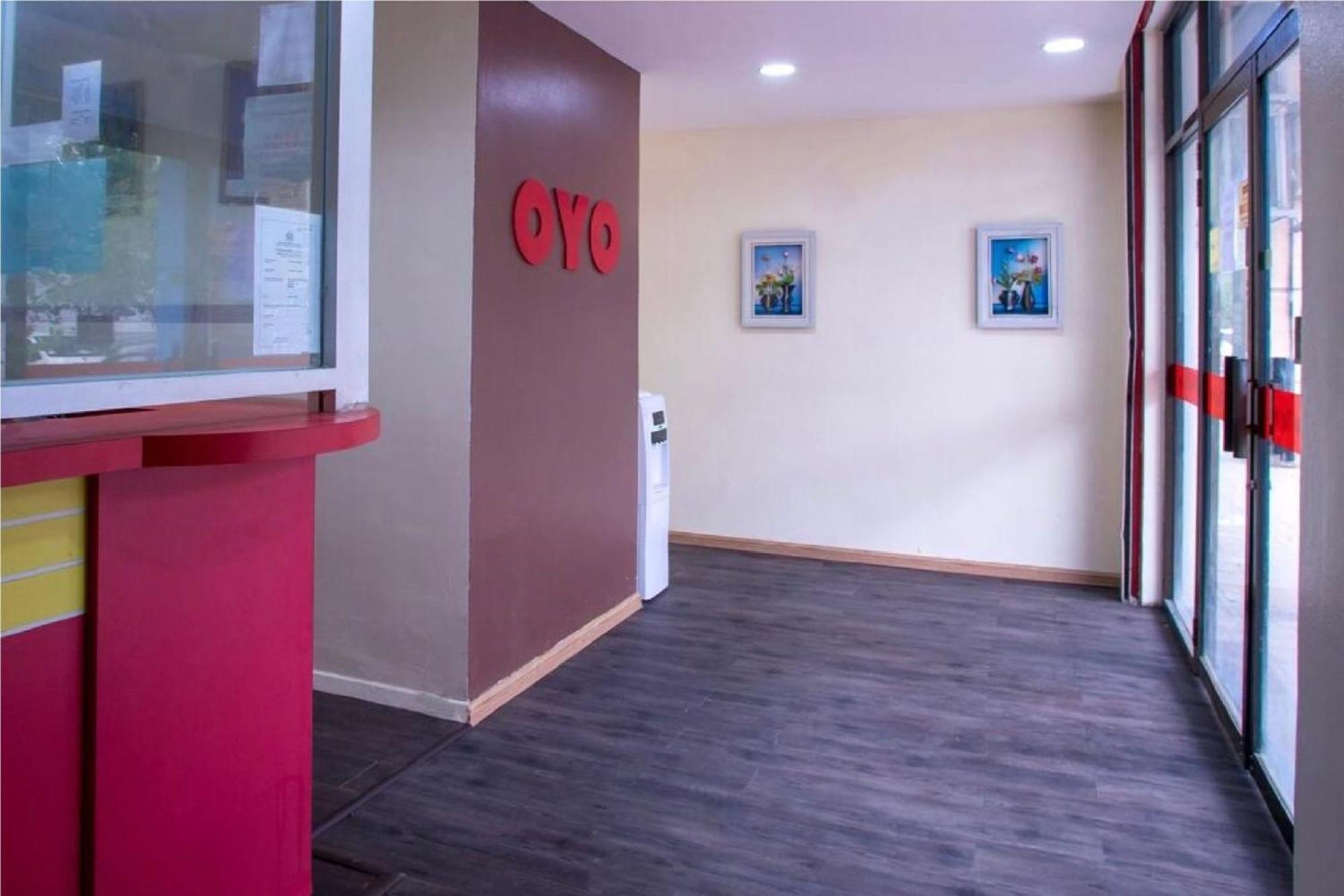 Oyo 90281 Hotel Taj Seksyen 13 Σαχ Αλάμ Εξωτερικό φωτογραφία